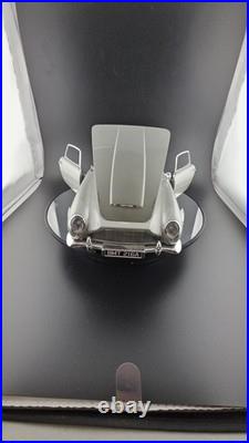 Rare 1/18 AUTOart Silver Aston Martin DB5 James Bond READ