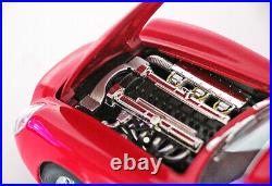 Rare 61 Red Aston Martin DB4GT Coupe Zagato (Road Signature) 118 Diecast-In box