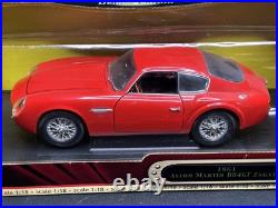 Road Signature 1/18 Scale Model Car 92729 1961 Aston Martin DB4 Zagato Red