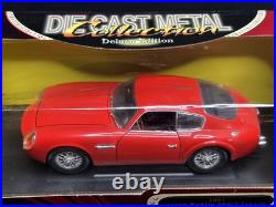 Road Signature 1/18 Scale Model Car 92729 1961 Aston Martin DB4 Zagato Red