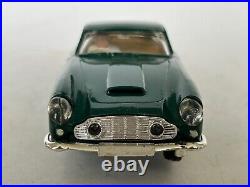 Scalextric C0068 Aston Martin DB4 (Green) 1/32 scale slot car NOS