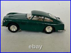 Scalextric C0068 Aston Martin DB4 (Green) 1/32 scale slot car NOS