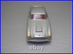 Solido 130 Aston Martin DB5 Vantage metallic silver 1/43 scale Mint Condition Solido 130 Aston Martin DB5 Vantage metallic silver 1/43 scale Mint Condition