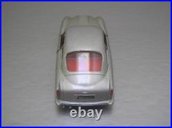 Solido 130 Aston Martin DB5 Vantage metallic silver 1/43 scale Mint Condition