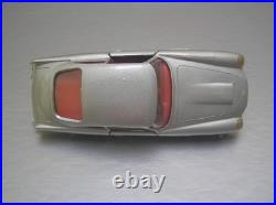 Solido 130 Aston Martin DB5 Vantage metallic silver 1/43 scale Mint Condition