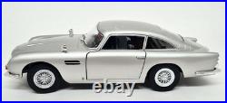 Solido 1/18 Aston Martin DB5 Birch Silver 1964 Diecast Scale model car