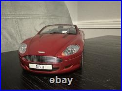 Solido 1/18 Aston Martin DB9 Volante 2005 Red Diecast Scale Car Missing Mirros
