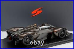 Spark ASTON MARTIN VALKYRIE SPIDER 2023 CUMBERLAND GREY with Showcase 1/18 New