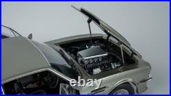 Stirling Scale 118 Aston Martin V8 Vantage 1986 (X-Pack) Birch Silver Meta Stirling Scale 118 Aston Martin V8 Vantage 1986 (X-Pack) Birch Silver Meta