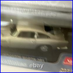 Sunstar 1/18 Scale Diecast 1005 Aston Martin DB5 1963 Silver Grey