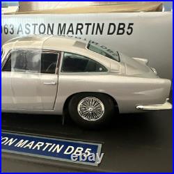 Sunstar 1/18 Scale Diecast 1005 Aston Martin DB5 1963 Silver Grey