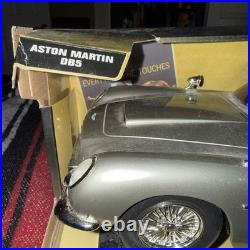 Toy State 2012 James Bond 007 Q-Branch Goldfinger Aston Martin DB5 Working