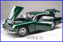 Xiaoguang 1/18 Aston Martin DB5 exhibition version Metal Diecast Model Car Green